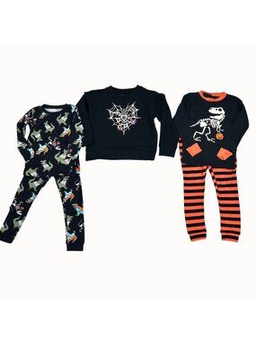 5 PC LOT 4T/XS HALLOWEEN PJS & SWEATSHRT DINOSAUR PIRATE SPIDERWEB SKELETON GLOW